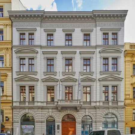 Modern & Elegant, 3 Min Of Wenceslas Square Apartment *