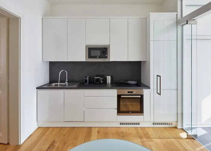 Appartamento Modern & Elegant, 3 Min Of Wenceslas Square *